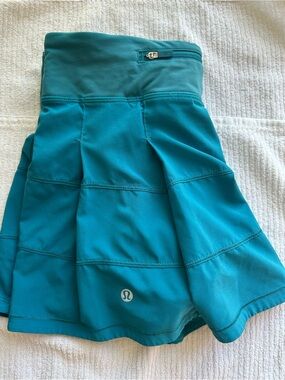 Lululemon Pace Rival Skirt Size 6 Teal Blue